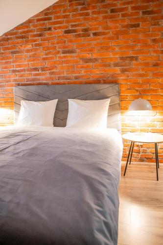 moon hostel warszawa