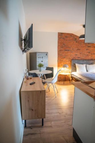 moon hostel warszawa