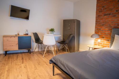 moon hostel warszawa