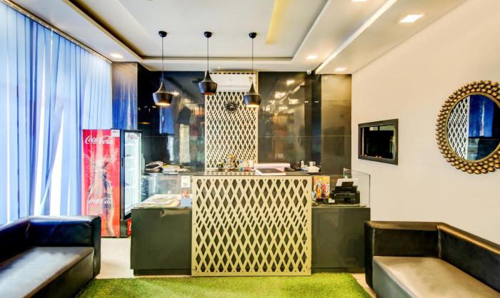 amaira hotels and banquets near vaishali metro station