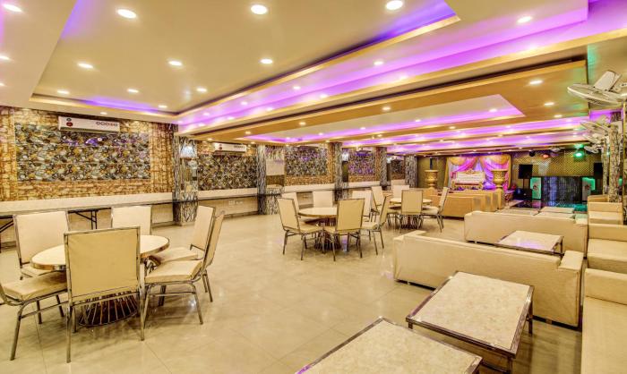 amaira hotels and banquets near vaishali metro station