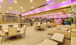 amaira hotels and banquets near vaishali metro station