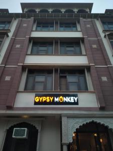 Gypsy Monkey,Bani Park>>Jaipur,3 star