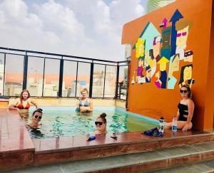 Gypsy Monkey,Bani Park>>Jaipur,3 star