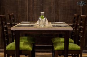 Hotel La Mount Ladakh,Saboo,3 star