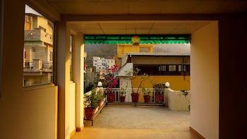 chakrah by hermitage