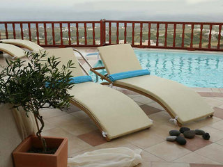 Amerisa Suites & Villa,Megalochori>>Fira,3 star
