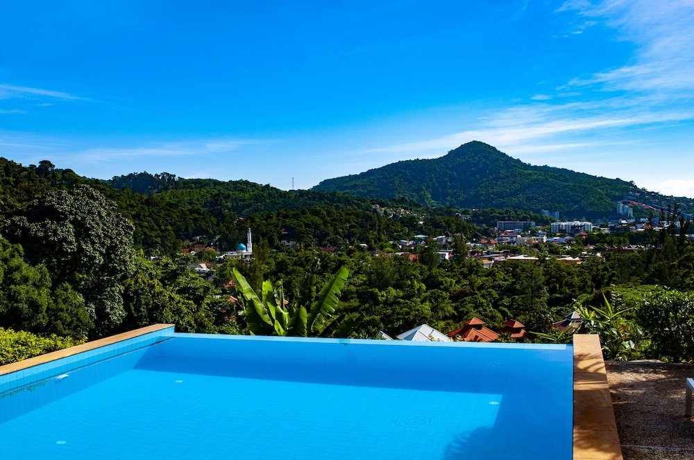 baan chom view kamala