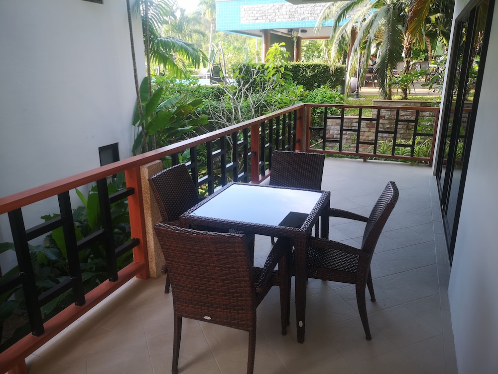 baan chom view kamala