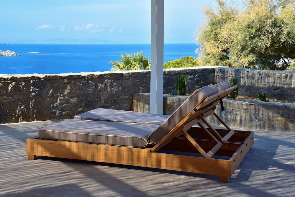 hermes mykonos hotel