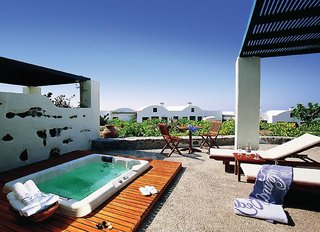vedema a luxury collection resort santorini