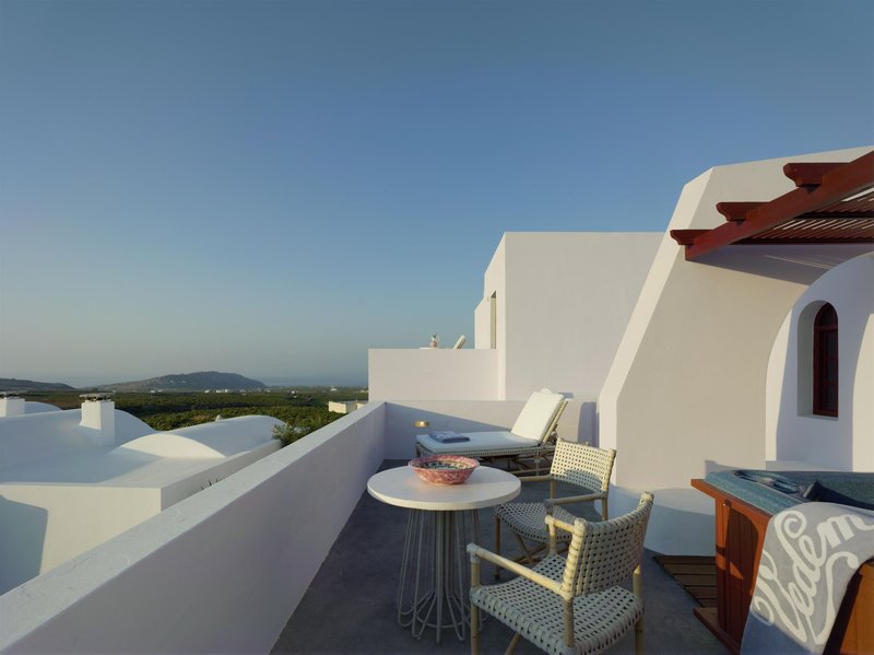 vedema a luxury collection resort santorini