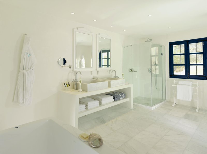 vedema a luxury collection resort santorini