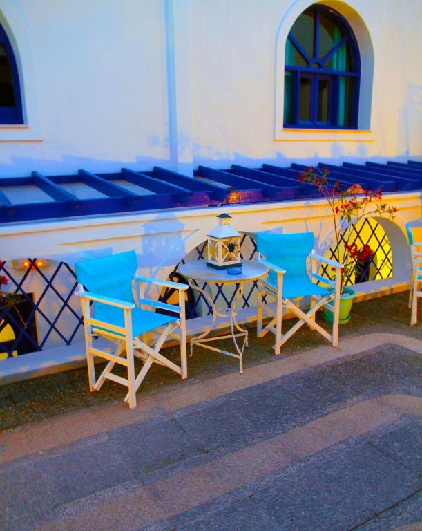Samson's Village,Perissa>>Fira,3 star