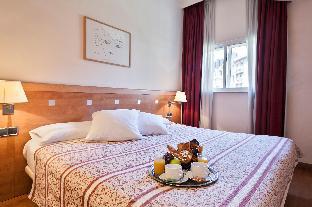 Acta Antibes,Eixample>>Barcelona,2 star