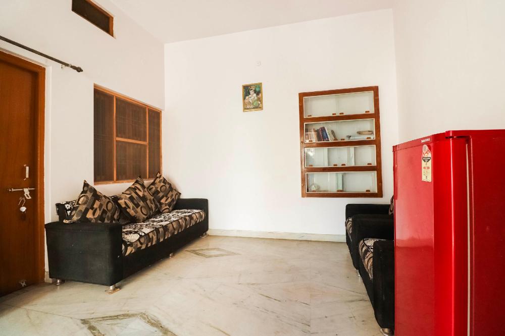 kesher paying guest house