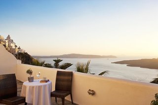 Loucas On The Cliff,Fira>>Exo Gonia,3 star