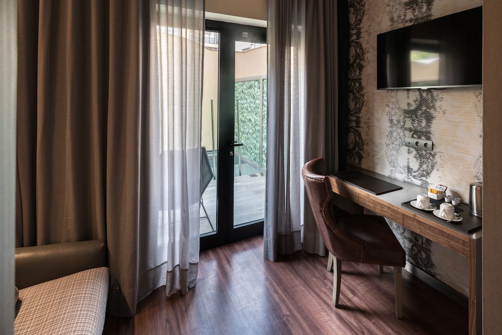 catalonia plaza catalunya