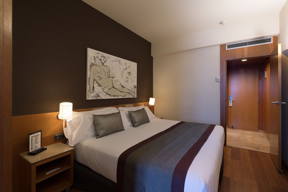 catalonia plaza catalunya