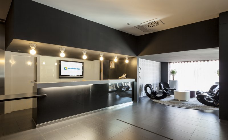 hotel ilunion bel art