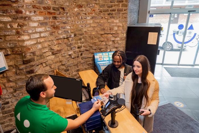 aando koln dom hostel