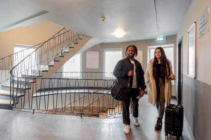 aando koln dom hostel