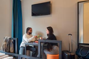 aando koln dom hostel