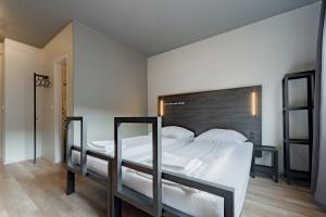 aando koln dom hostel