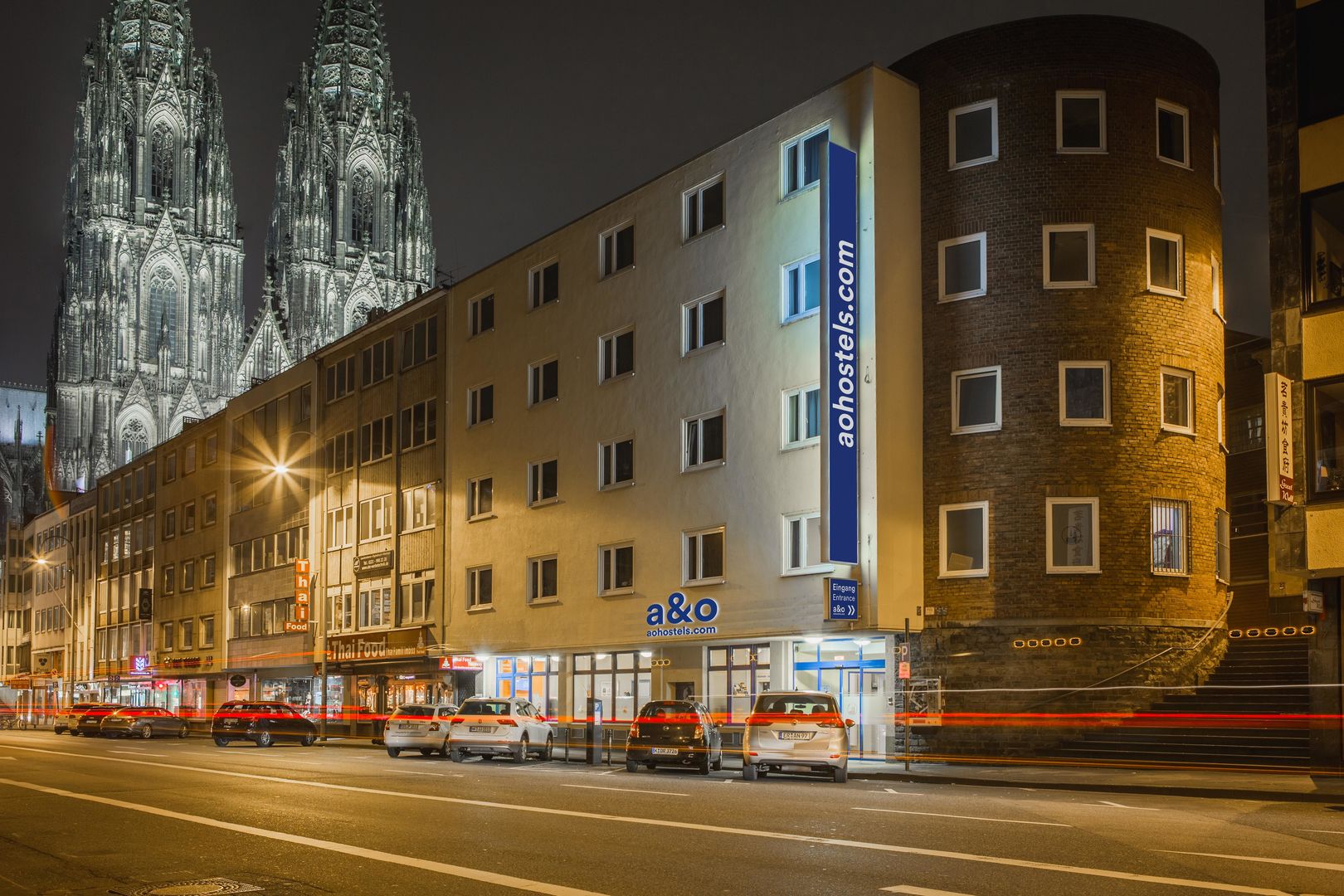 aando koln dom hostel