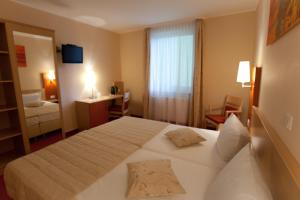 Hotel Petersburg Superior,Düsseldorf>>Dusseldorf,3 star
