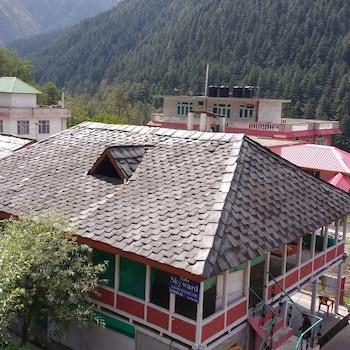 skyward cafe and guest house
