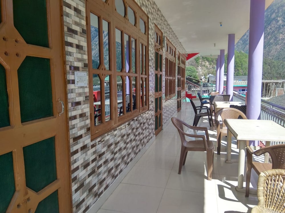 skyward cafe and guest house
