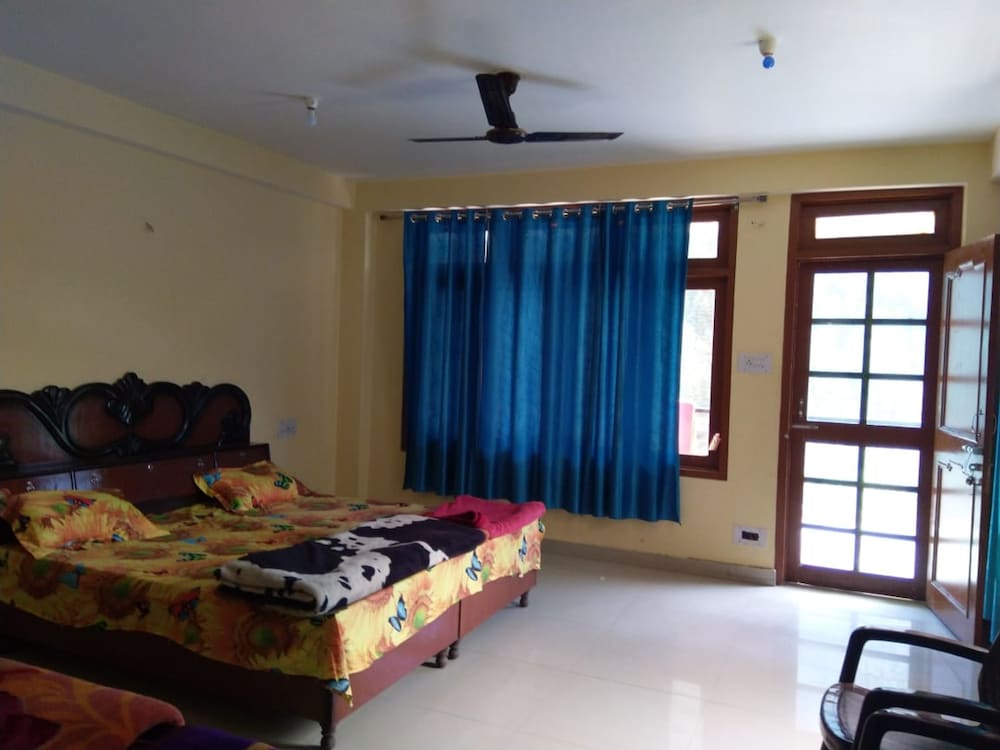 skyward cafe and guest house