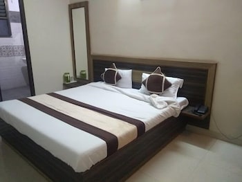 Hotel Himalaya Tower,Tonk Road>>Jaipur,2 star