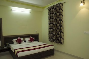 Hotel Himalaya Tower,Tonk Road>>Jaipur,2 star
