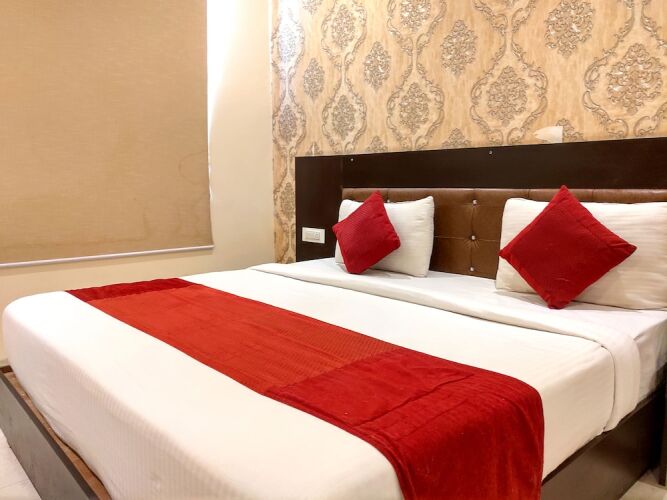 hotel paragon suites