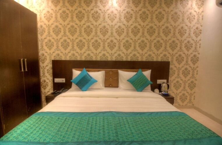 hotel paragon suites