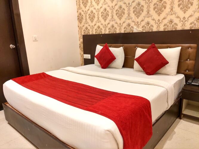 hotel paragon suites