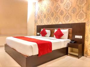 Hotel Paragon Suites,Mahipalpur,3 star