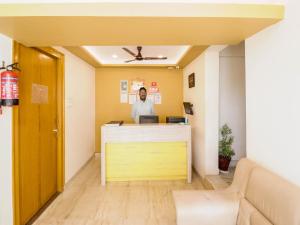 collection o kewal palace hyderabad gate