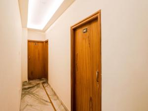 collection o kewal palace hyderabad gate