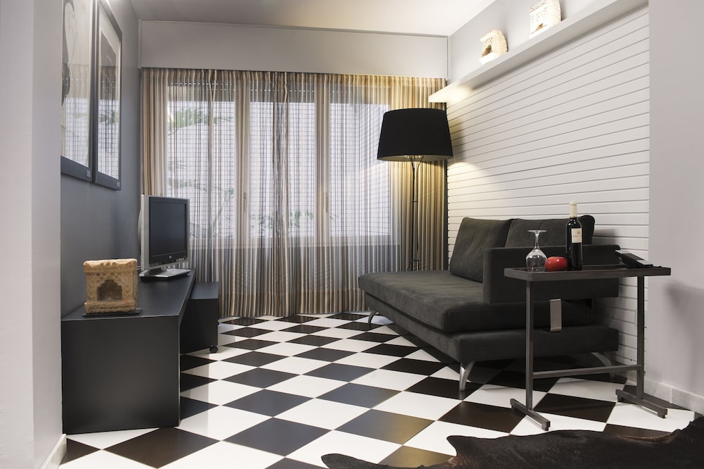 hotel gran derby suite