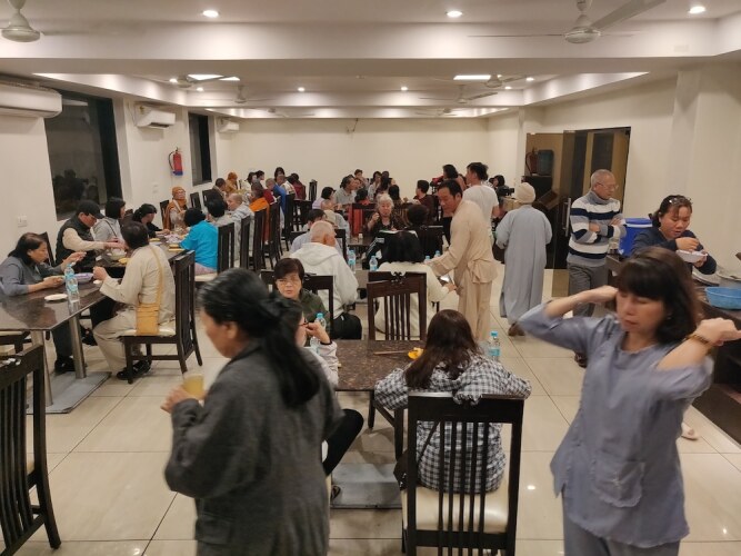 the lotus sutra hotel