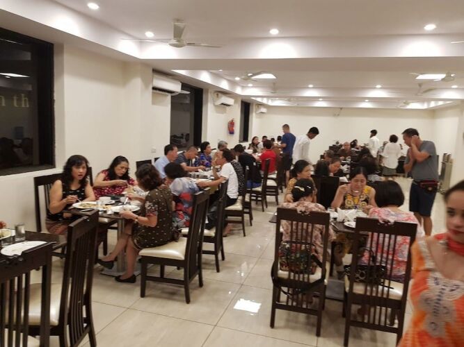 the lotus sutra hotel