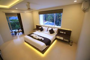 Hotel Le Sapphire,Sulthan Bathery>>Kolagappara,4 star