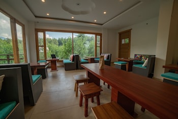 alt life manali