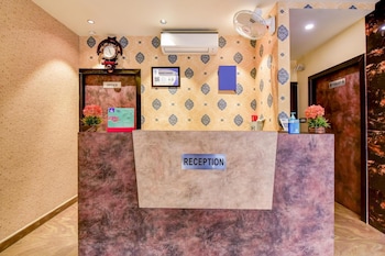 hotel frontier royal