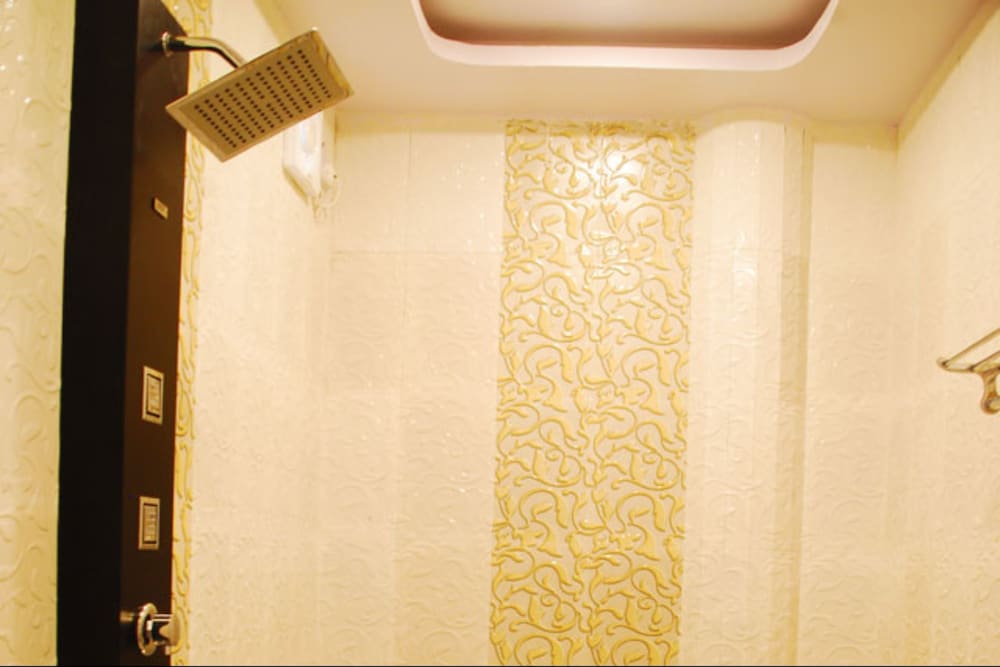 chilapata green resort