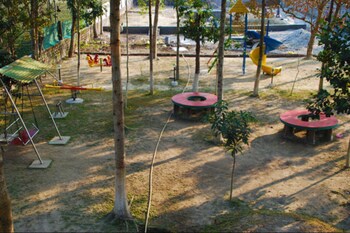 chilapata green resort