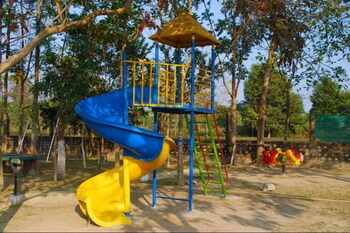 chilapata green resort